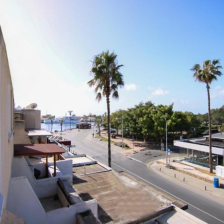 Phaedrus Living - Seaside Executive Flat Harbour 205 Lägenhet Paphos Exteriör bild